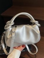 Women Fashion Simple Solid Color Pleated Portable Shoulder Bag - Image 2