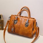 Wholesale Women Fashion Casual Retro Solid Color Oil Wax Tote PU Handbag - Image 2