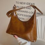 Wholesale Women Fashion Simple Solid Color Baguette Shoulder Bag