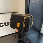 Women Fashion Simple Solid Color Chain Small Square Shoulder Bag - Image 2