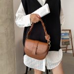 Wholesale Simple Solid Color Clap Shoulder Bag - Image 2
