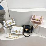 Fashion Scalloped Lock Embroidery Square Shoulder Bag - Image 3