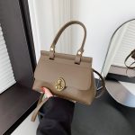 Wholesale Women Fashion Retro Flap Square Handle Shoulder Bag