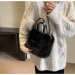 Wholesale Autumn And Winter Faux Fox Fur Fashionable Plush Handbag - Image 2