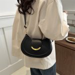 Women Fashion Casual Solid Color Shoulder Bag - Image 2