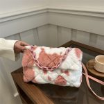 Women Fashion Leopard Plush Chain Shoulder Bag - Image 2