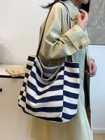 Wholesale Simple Casual Large Capacity Stripe Tote Bag - Image 2