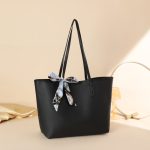 Wholesale Simple Solid Color Large Capacity Tote Bag - Image 2