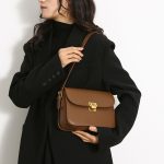 Women Elegant One Shoulder Underarm Bag - Image 2