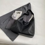 Wholesale Women Fashion Retro Solid Color Woven Embossed Shoulder Bag Two-Piece Bag Set - Image 3