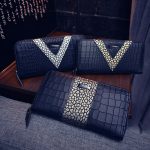 Wholesale Women Fashion Crocodile Pattern Long Zipper Coin Purse