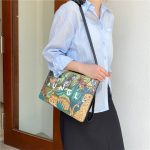 Women Fashion Cartoon Girl'S Animal Print Large Capacity Zipper Hand Shoulder Bag - Image 3