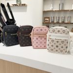 Women Fashion Printed Zip Crossbody Purses - Image 2