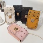 Wholesale Women Fashion Printed Clamping Chain Crossbody Bag Purses - Image 2