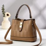 Women Fashion Casual Contrast Color Large Capacity Bucket Handbag - Image 3