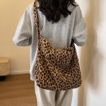 Wholesale Women Casual Leopard Printed Large Capacity Canvas Tote Bag - Image 2
