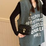 Wholesale Women Fashion Solid Color Flap Lock Square Chain PU Crossbody Bag - Image 2