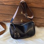 Wholesale Women Fashion Retro Simple Solid Color Crossbody Bag - Image 3