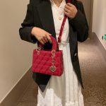 Wholesale Women Fashion Solid Color Heart Diamond Square Handle Crossbody Bag - Image 4