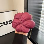 Wholesale Cool Creative Acrylic Women Crossbody Metal Chain Party Bag