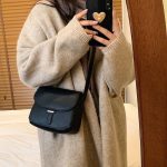 Women Casual Solid Color Flap Saddle Crossbody Bag - Image 3