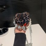 Wholesale Women Fashion Leopard Heart-Shaped Mini Chain Crossbody Bag - Image 3