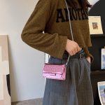 Wholesale Simple Solid Color Stone Pattern Chain Crossbody Bag - Image 3