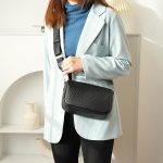 Wholesale Women Fashion Casual Solid Color Rectangle Wide Strap Crossbody Bag - Image 3