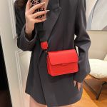 Wholesale Women Fashion Casual Solid Color Wide Strap Square Crossbody Bag - Image 3