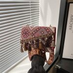 Wholesale Bohemian Vintage Fringe Wide Strap Crossbody Bag - Image 3