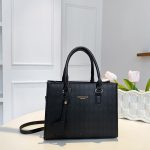 Wholesale Women Fashion Square Rhomboid Large Capacity Handle Shoulder Bag - Image 4