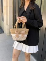 Wholesale Summer Women Casual Vacation Straw Woven Bow Floral Handbag - Image 4