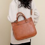 Women Fashion Retro Large Capacity PU Handle Shoulder Bag - Image 3
