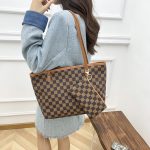 Wholesale Women Fashion Simple Printed Tote Bag - Image 3