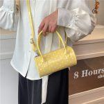 Wholesale Women Fashion Casual Dot Print Shoulder Bag - Image 3