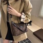 Women Fashion Casual Leopard Shoulder Bag - Image 3