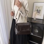 Women Fashion Simple Solid Color Chain Shoulder Bag - Image 3