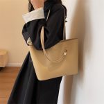 Wholesale Women Fashion Casual Simple Solid Color Large Capacity Shoulder Bag - Image 3