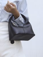 Wholesale Women Fashion Solid Color Ou Mini Handbag - Image 3