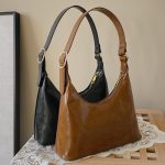 Women Fashion Simple Solid Color Baguette Shoulder Bag - Image 2
