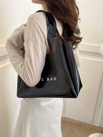 Women Fashion Simple PVC Plastic Transparent Jelly Shoulder Bag - Image 2