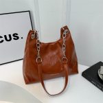 Women Fashion Large Capacity PU Shoulder Bag - Image 3
