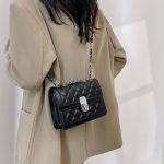 Women Fashion Casual Solid Color Rhombic Chain Small Square Shoulder Bag - Image 3