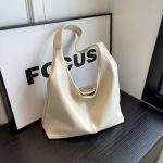 Women Fashion Casual Solid Color Pu Leather Large Capacity Tote Bag - Image 2