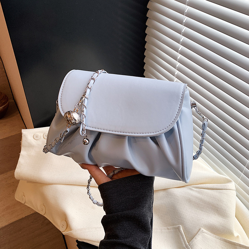 main_2-606 Fashion Girl'S Solid Color Pleated Chain Shoulder Bag - Image 1
