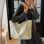 Wholesale Women Fashion Retro Oil Wax Leather Large Capacity Bowknot Pendant Tote Bag - Image 4