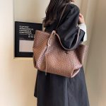 Wholesale Women Fashion Casual Simple Large Capacity Woven Tote Bag - Image 3