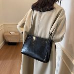 Wholesale Women Fashion Casual Solid Color Soft Leather Large Capacity Tote Bag - Image 3