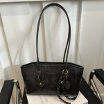 Wholesale Women Fashion Retro Large Capacity Pendant Tote Bag - Image 2