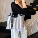 Women Stripe Casual Large Capacity Shoulder Bag - Image 3